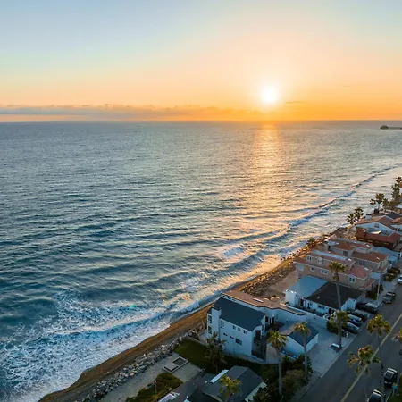 Oceanfront 3-Unit Complex - Private Deck - Bbq Villa